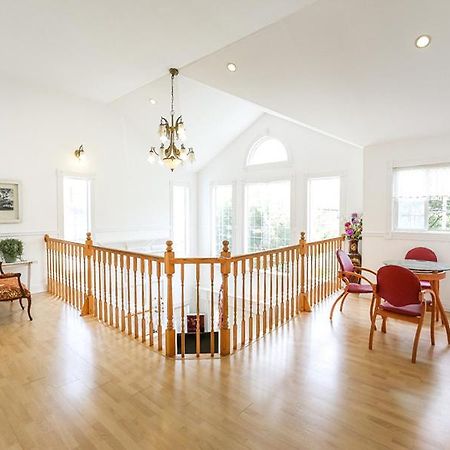 Bella Guesthouse Тхоньен Екстериор снимка