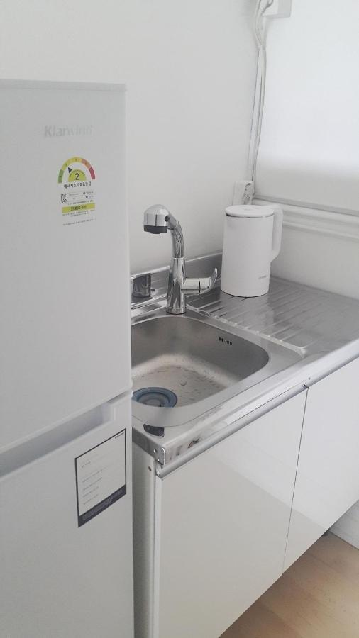 Bella Guesthouse Тхоньен Екстериор снимка